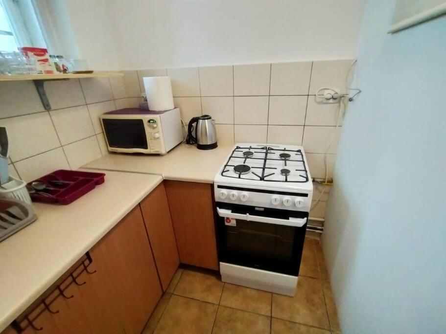 In The Heart Of ! 2 Apartment