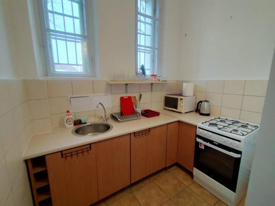In The Heart Of ! 2 Apartment